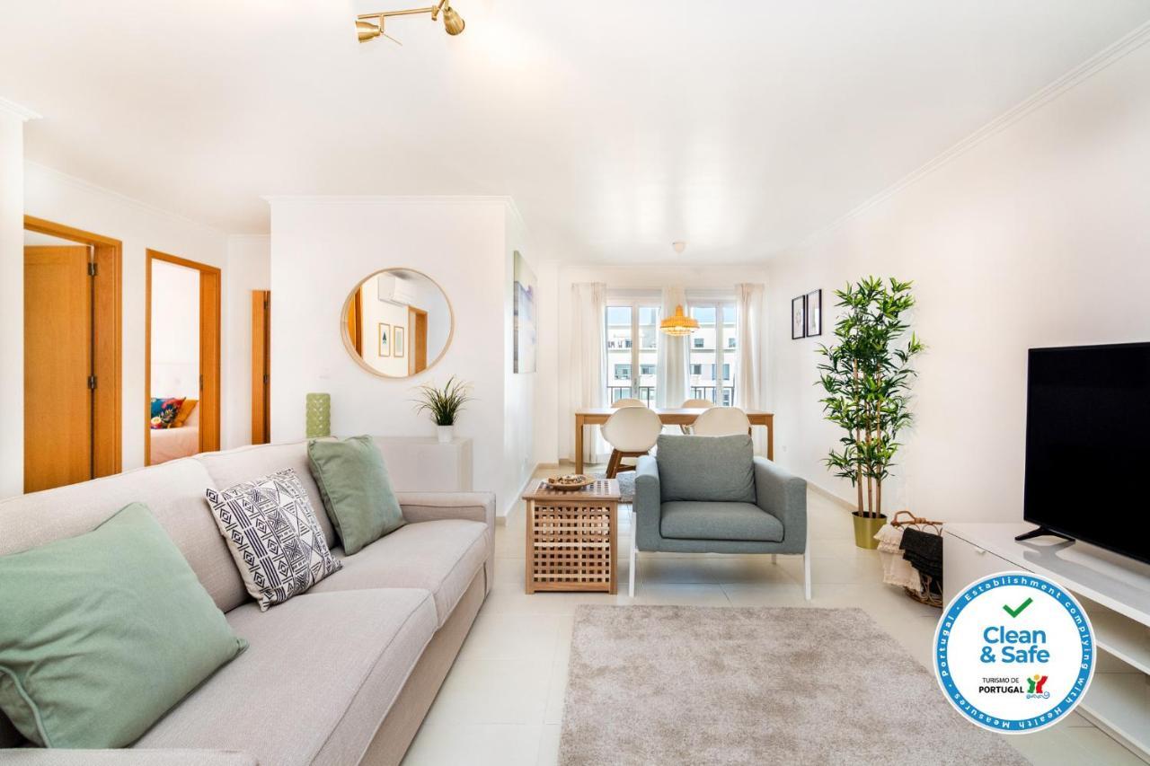 Lxluxhome - Casino Premium Apartment Лиссабон Экстерьер фото